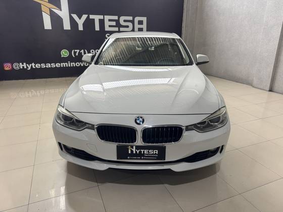 BMW 320i 2.0 16V TURBO ACTIVE FLEX 4P AUTOMÁTICO BMW 320i 2.0 16V TURBO ACTIVE FLEX 4P AUTOMÁTICO